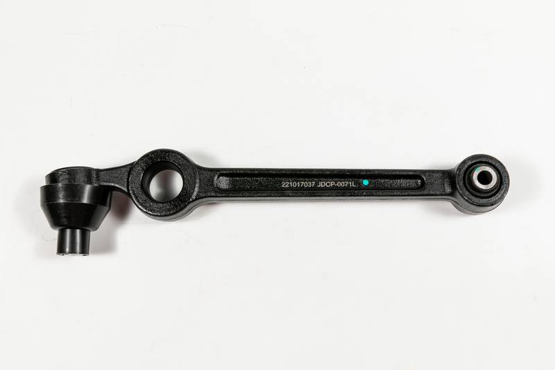 Купить запчасть JD - JDCP0071L Рычаг левый JAP;;MA 121 METRO (DW) ‘98-04;2 (DY) ‘03-;LOWER ARM RH