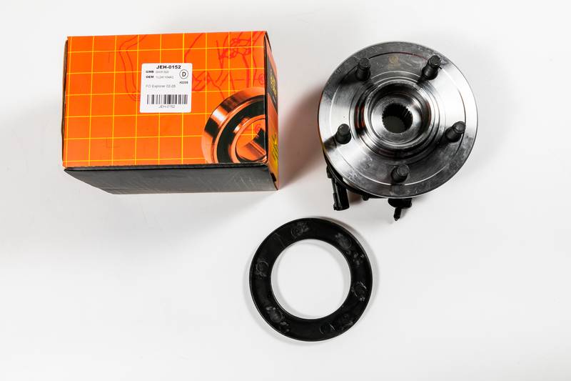 Купить JD - JEH0152 Ступица (с ABS) FO Explorer 02-05