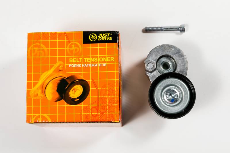 Купить запчасть JD - JHT0130 Ролик приводного ремня (в сборе) RE Duster 135 98-13;