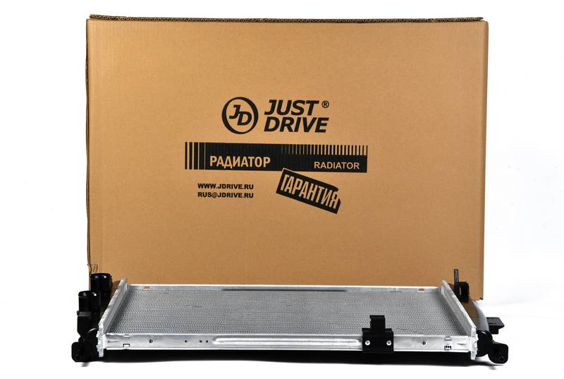 Купить запчасть JD - JPR0049 Радиатор двигателя A/T NI Qashqai M/T CVT