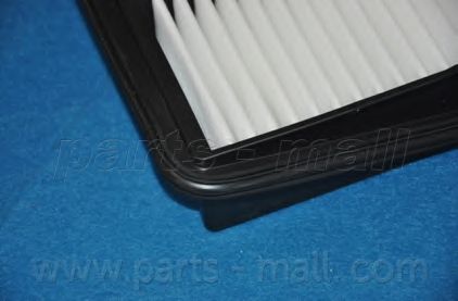 Купить запчасть PARTS MALL - PAM-031 Фильтр воздушный SUZUKI GRAND VITARA(JT) 05- PAM-031