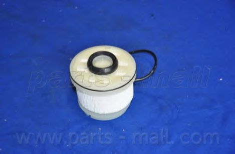 Купить запчасть PARTS MALL - PCF-099 Фильтр топливный TOYOTA HIACE 2.5 06-/HILUX III 2.5 07- PCF-099